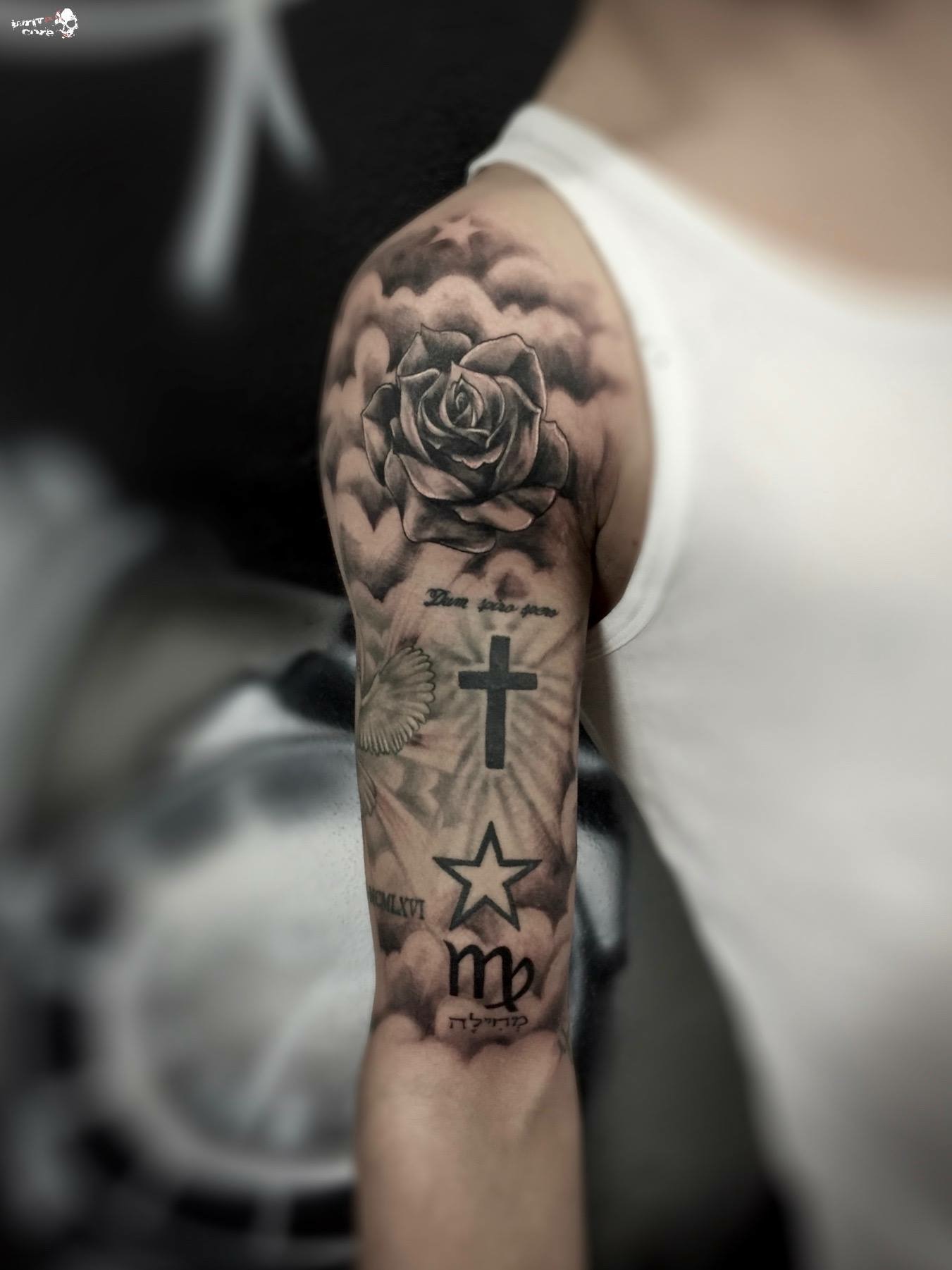 hand r on tattoo ein benötige Denkt das Cover Hilfe ihr möglich wär UP!