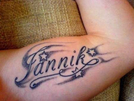 Tattoo of Names Wrist Ainhoa