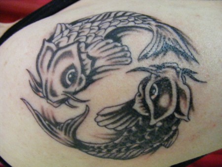 Ying Yang in Form von Koi Fischen