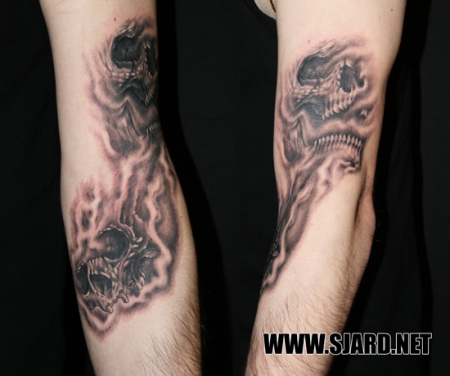 Skulls - by Sjard, Trioxin Gallery, Frankfurt