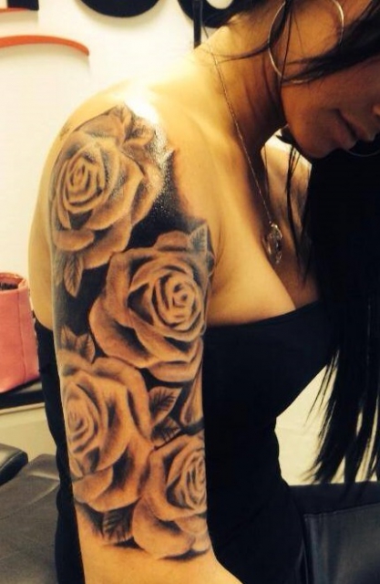 Realistic Roses Tattoo