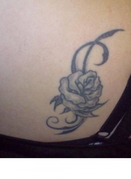 Rose mit Tribal