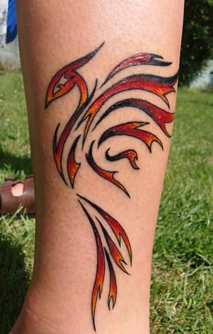 Tribal-Phoenix gestochen 10.06.2011 von Daniel, Vollgas Tattoo, Niederbrechen