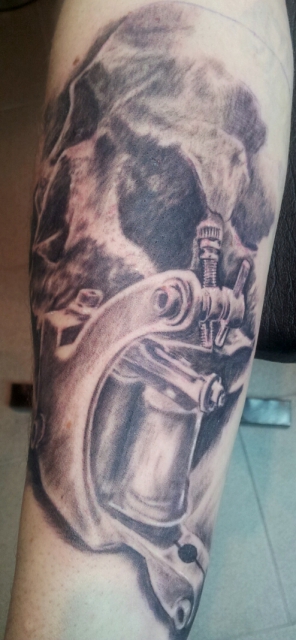 tattoo machine