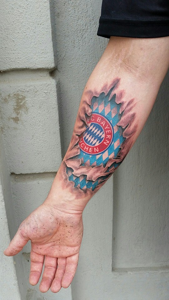 Evil Saints Tattoo Fc Bayern Munchen Tattoo Tattoos Von Tattoo Bewertung De