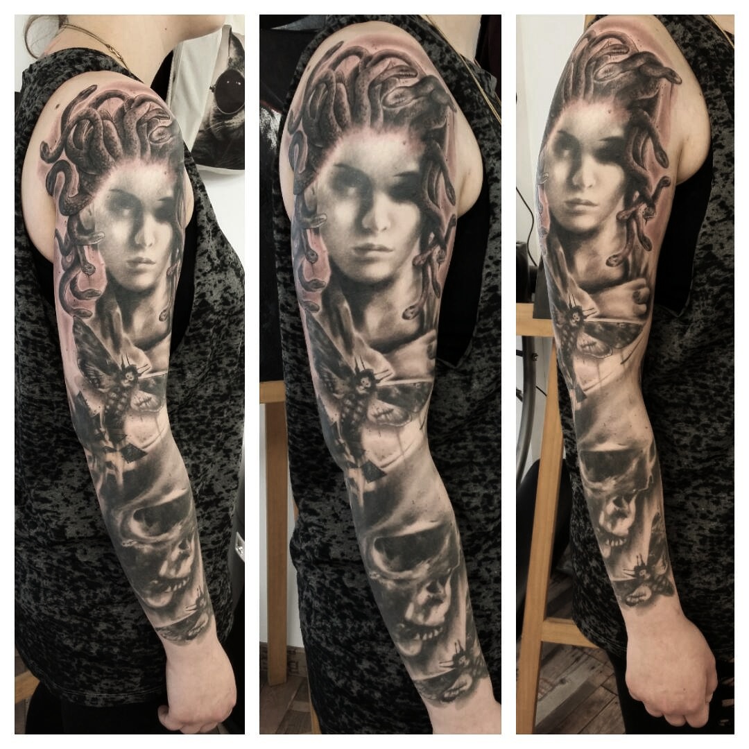 Rockstarenergy Medusa Sleeve Tattoos Von Tattoo Bewertung De