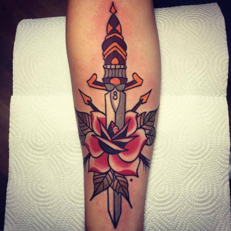 Dagger in rose