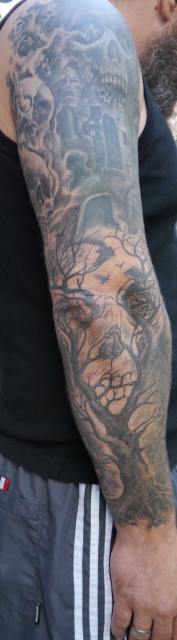 Fullsleeve mit klassischen Motiven Arm