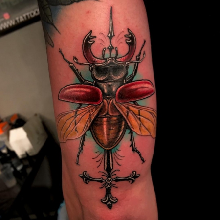 Käfer (Überraschungstattoo)