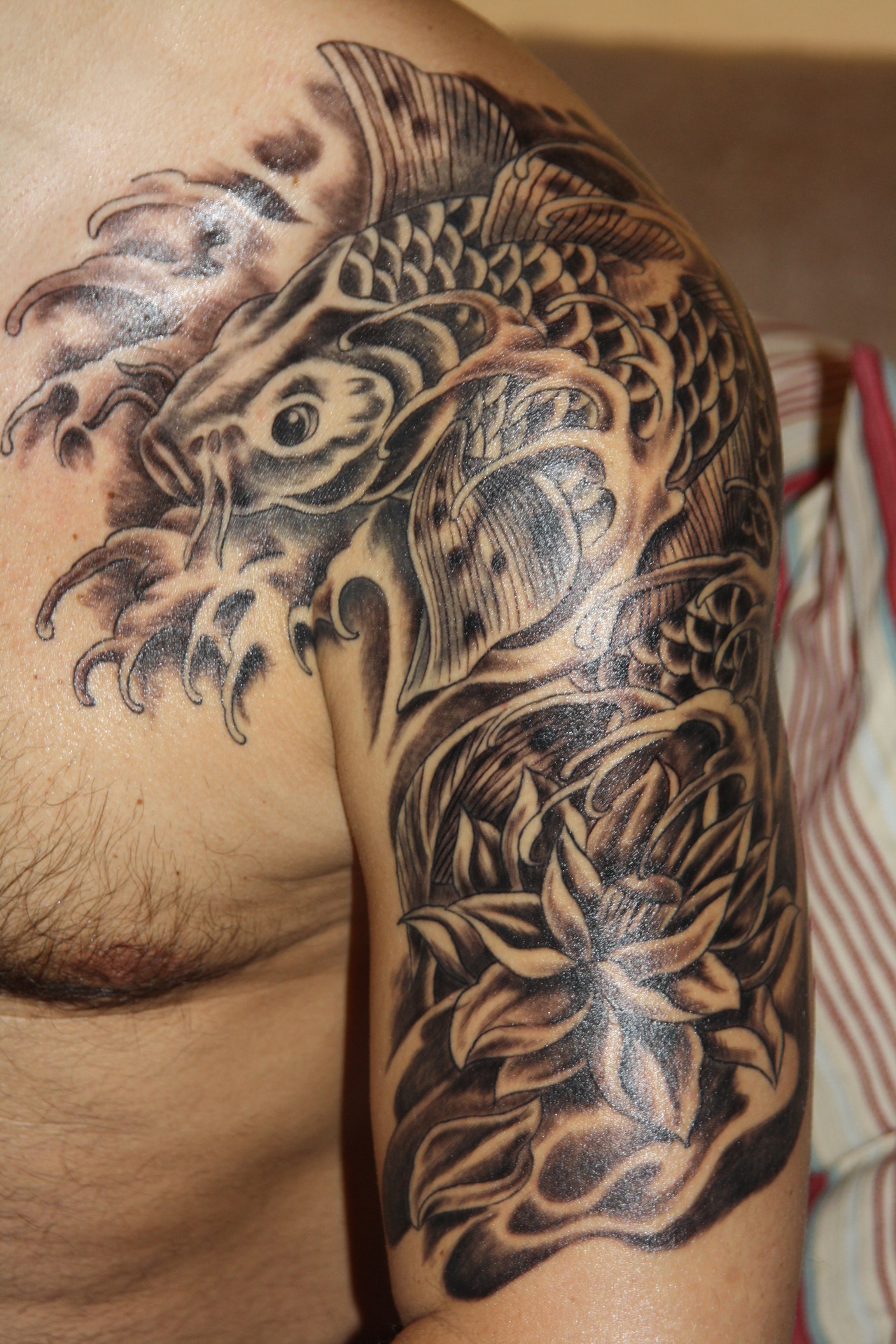 Erstes Tattoo Oberarm , Japan | Tattoo-Bewertung.de